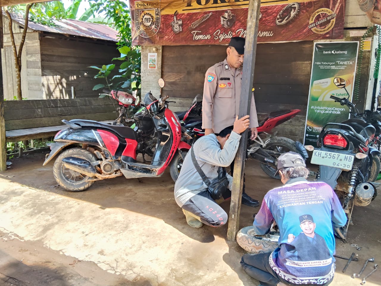 Polsek laksanakan sosialisasi Cooling System ke Masyarakat diwilayah Kec. Marikit Kab. Katingan.