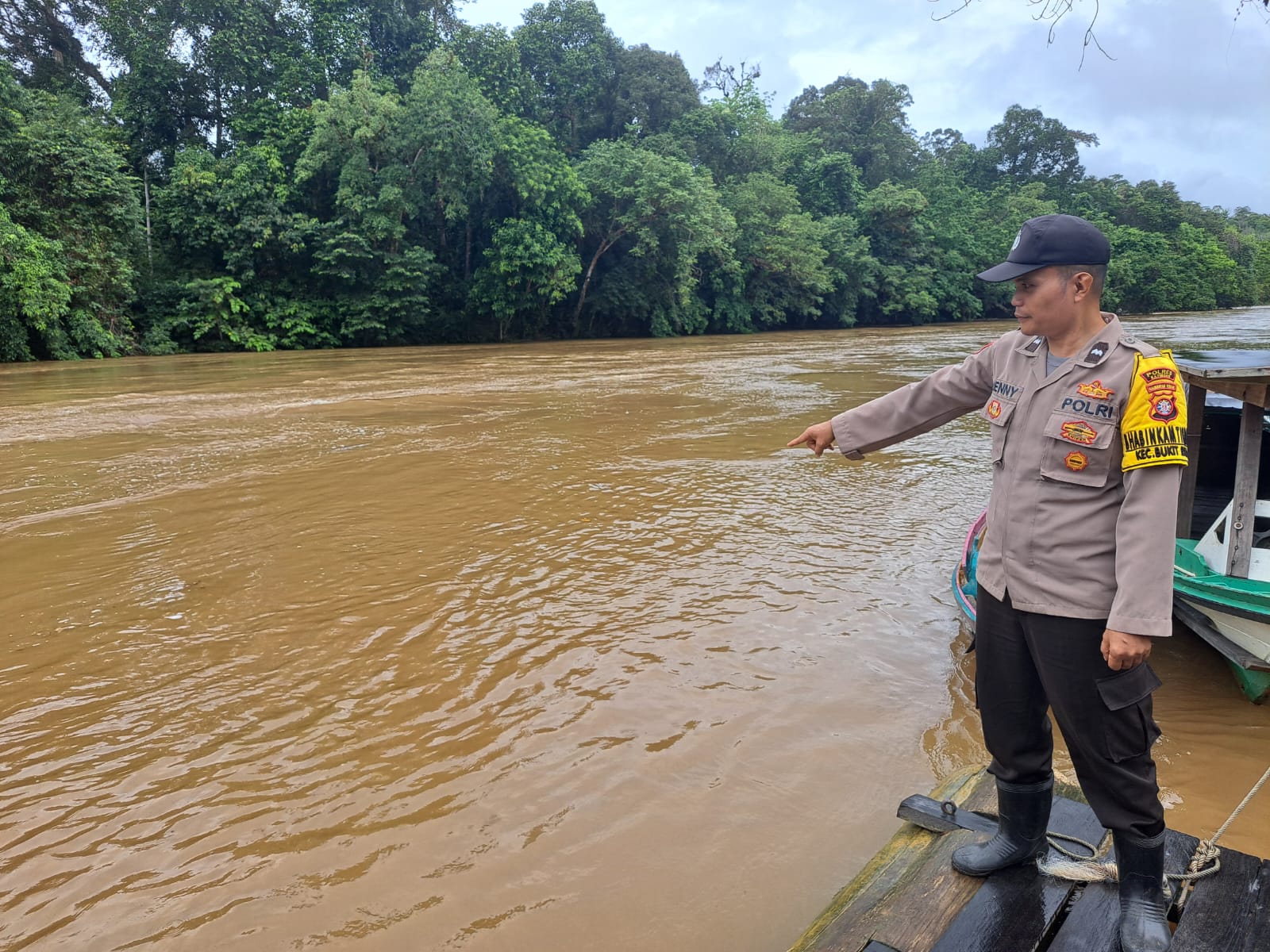 Debit Air terpantau sudah mulai turun, Polsek Katingan Hulu dan Bukit Raya Imbau Warga agar tetap waspada.