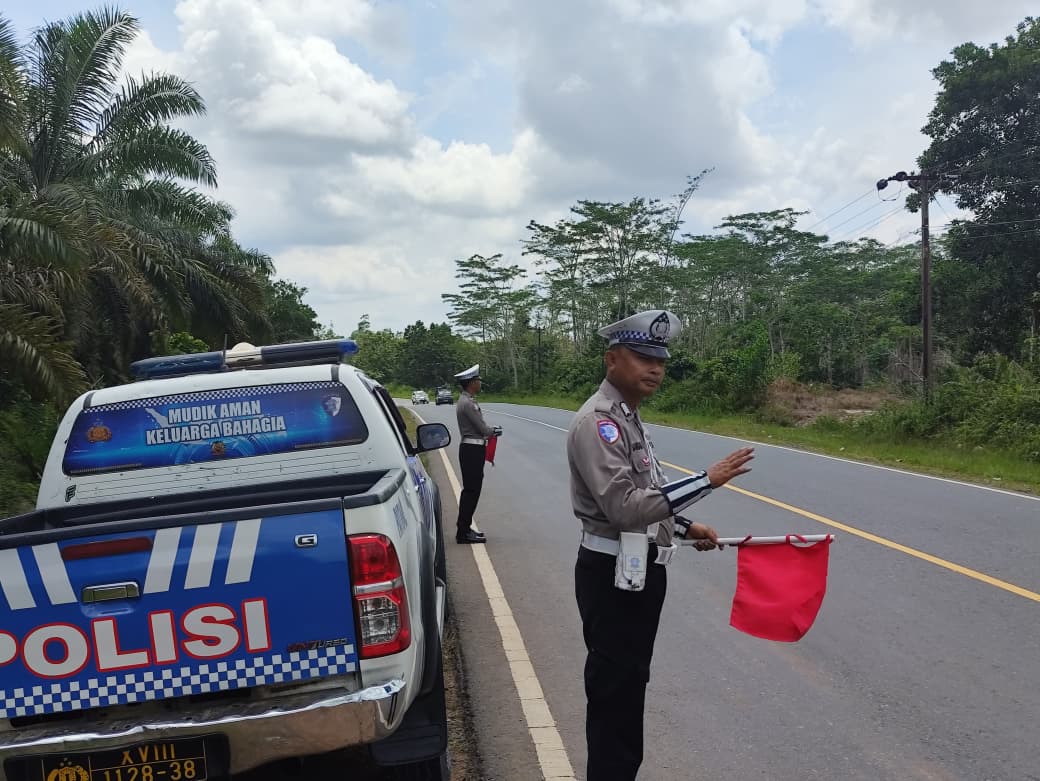 Antisipasi Laka Lantas, Satlantas Polres Katingan laksanakan patroli ke titik-titik lokasi rawan laka lantas.