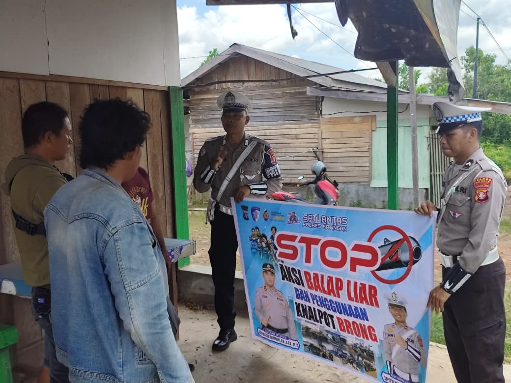 Satlantas Polres Katingan Lakukan Polantas Menyapa, Sosialisasikan Keselamatan Berlalu Lintas Jelang Ops Ketupat 2026
