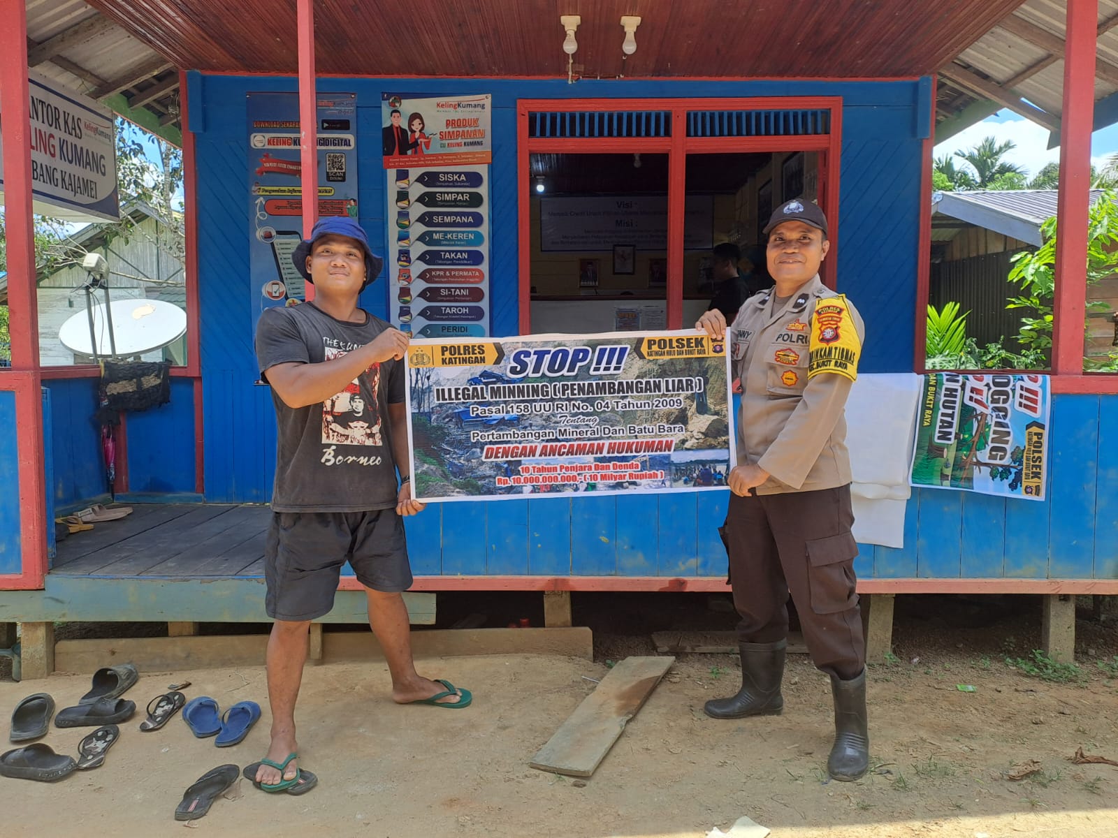Upaya pencegahan Penambangan Emas Tanpa Ijin (PETI) di Kecamatan Katingan Hulu dan Bukit Raya, Bhabinkamtibmas sosialisasi kepada masyarakat.