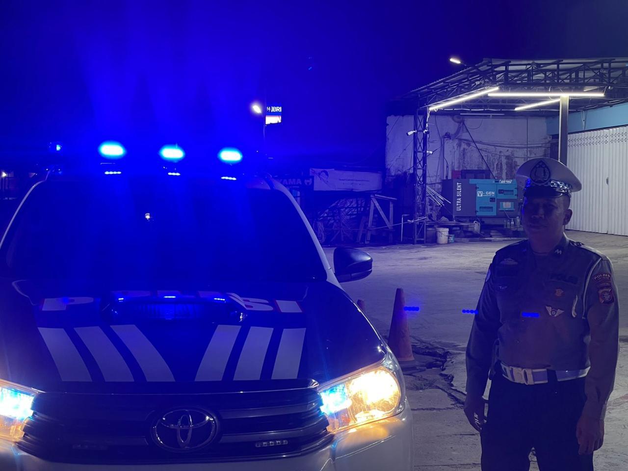 Piket Lantas Patroli Blue Light Polres Lamandau di Malam Hari