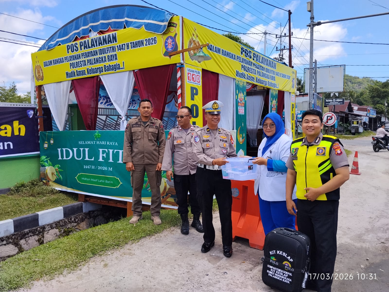 Pastikan Petugas Tetap Prima Layani Masyarakat, Rumkit Bhayangkara Cek Kesehatan di Pos Ketupat 2026