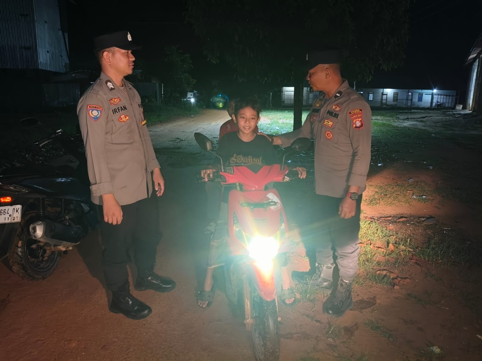 Tingkatkan Keamanan Selama Bulan Suci Ramadhan, Polsek Marikit Gencarkan Patroli ke Titik Rawan Guan Kamtibmas.
