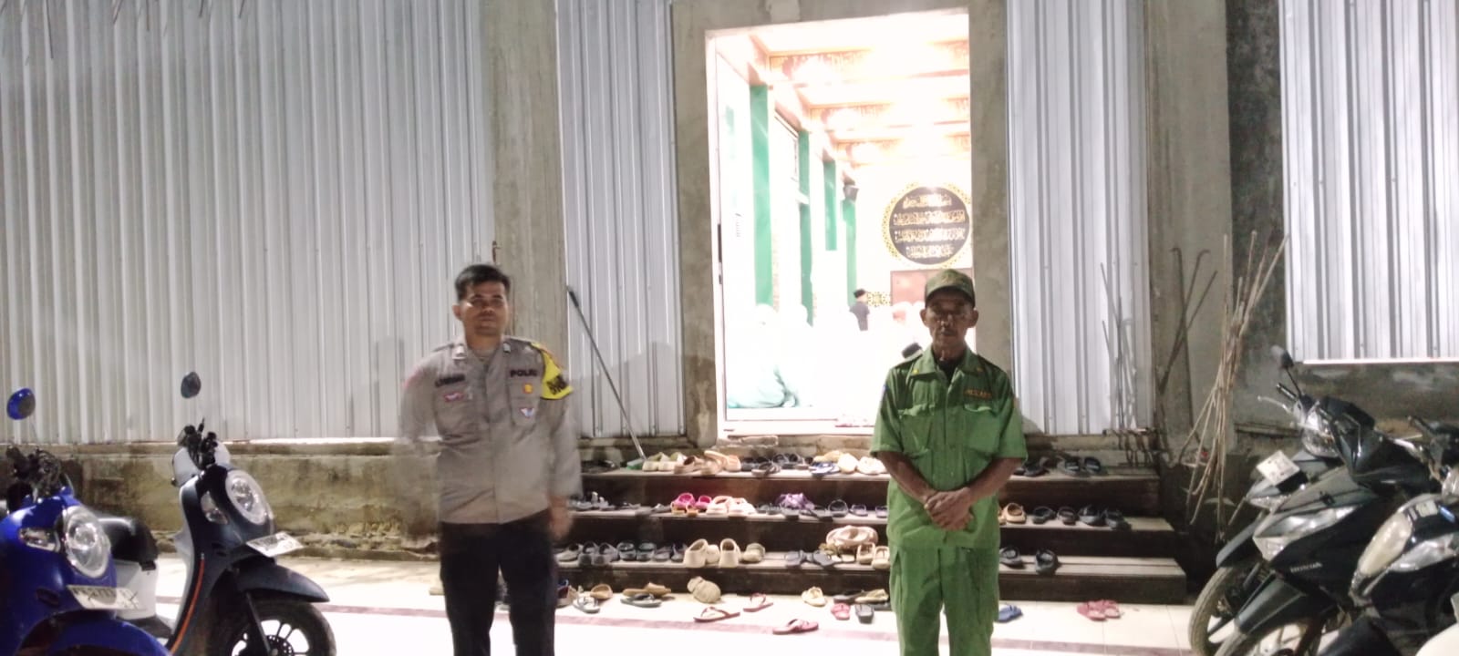 Polsek Sematu Jaya Laksanakan Pengamanan Sholat Tarawih Selama Bulan Ramadan