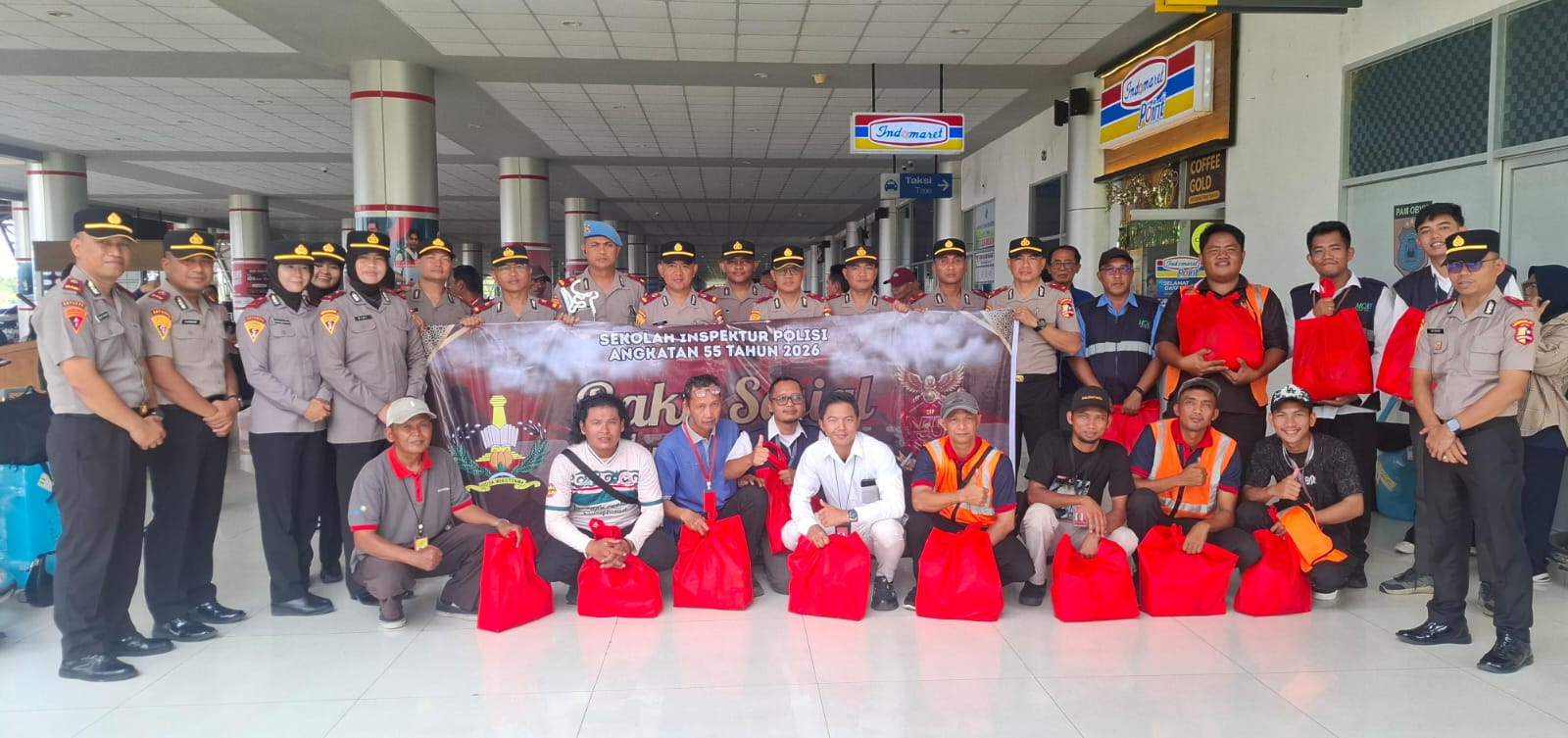 HUT Setukpa, Siswa SIP Angkatan 55 Polda Kalteng Berbagi Sembako
