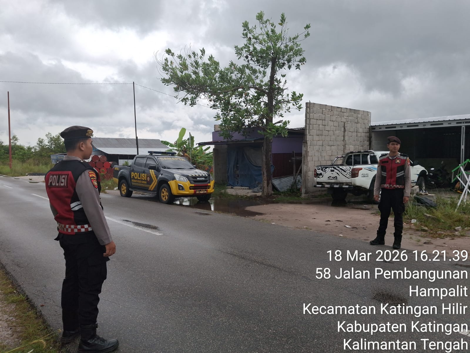 Antisipasi Balapan Liar Saat Berbuka Puasa, Personel Samapta Polres Katingan Gelar Patroli.