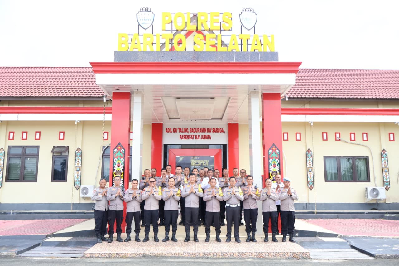 Pantau Arus Balik Lewat Jalur Udara, Kapolda Kalteng Kunjungi Pos Pelayanan Bundaran Sanggu Polres Barsel