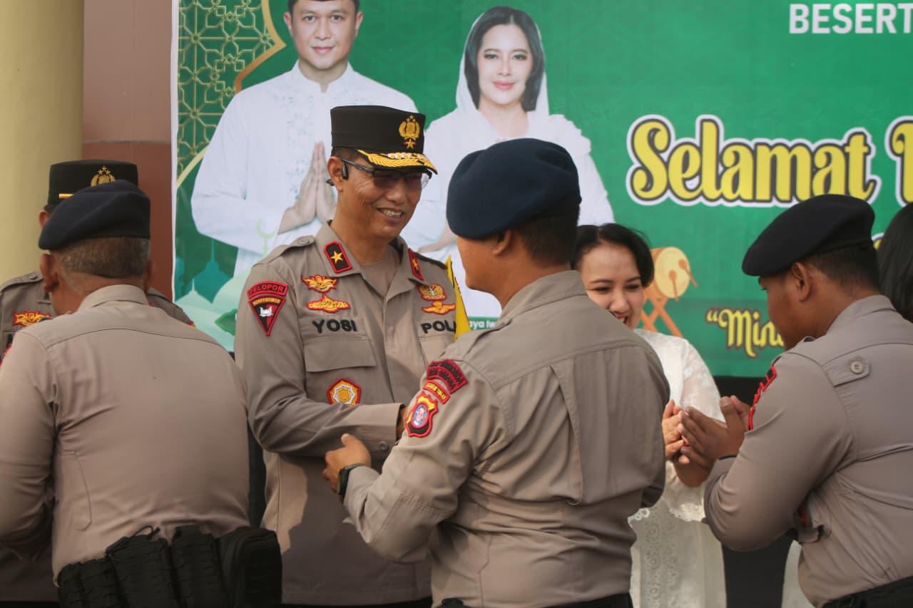 Hangatnya Silaturahmi Idul Fitri, Dansat Brimob dan Seluruh Personel Polda Kalteng Ikuti Halal Bihalal Bersama Kapolda