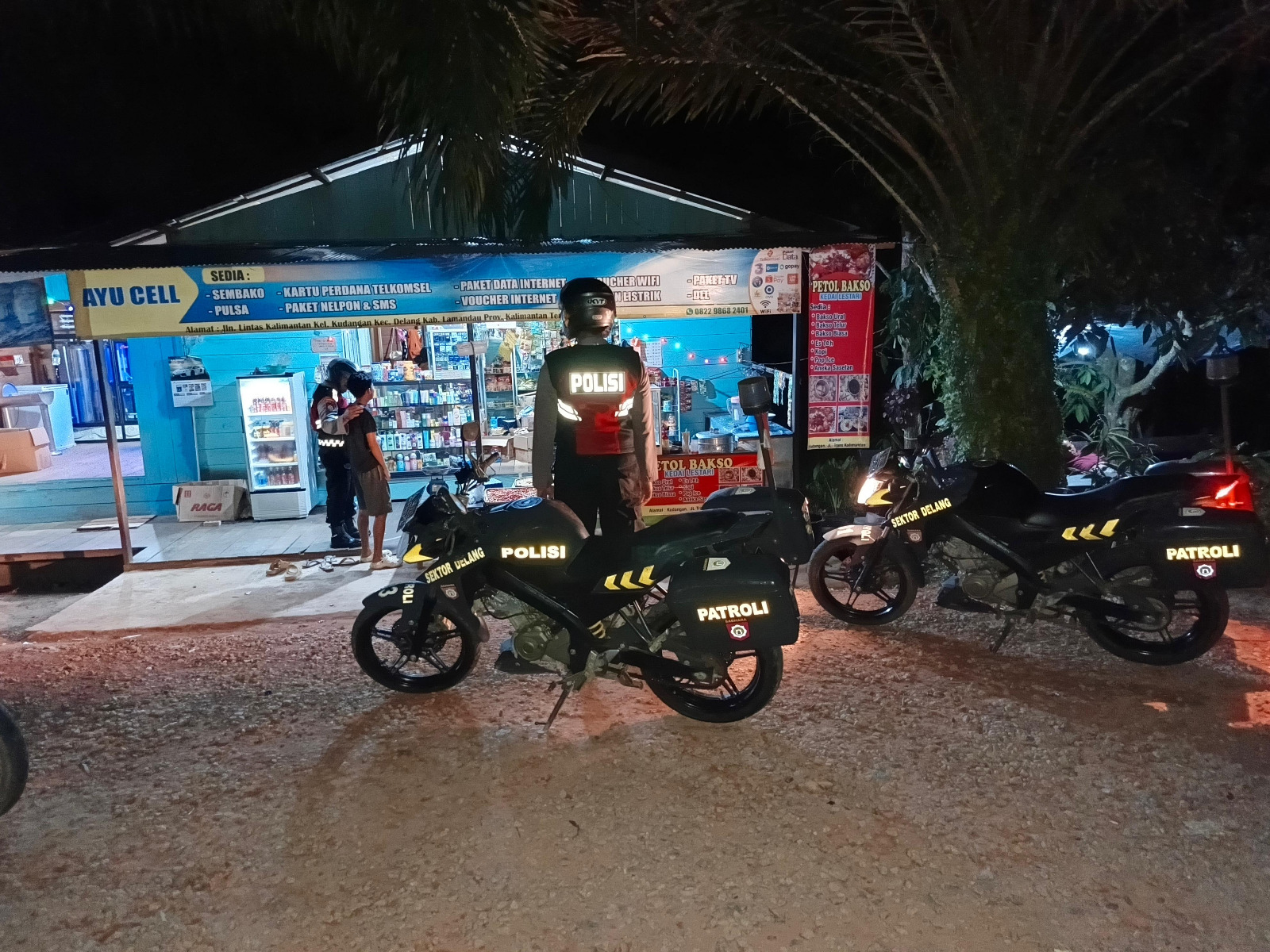 Piket Polsek Delang melaksanakan Silaturahmi ke warga masyarakat