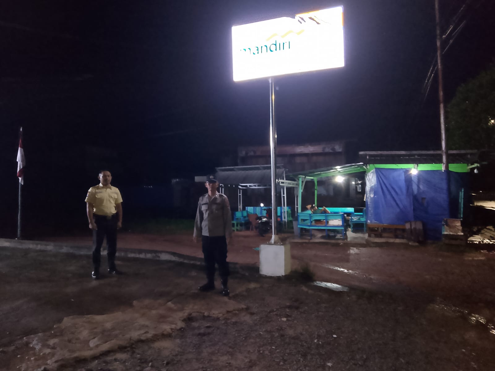 Ciptakan Rasa Aman, Polsek Bulik Patroli Dialogis dengan Satpam Bank