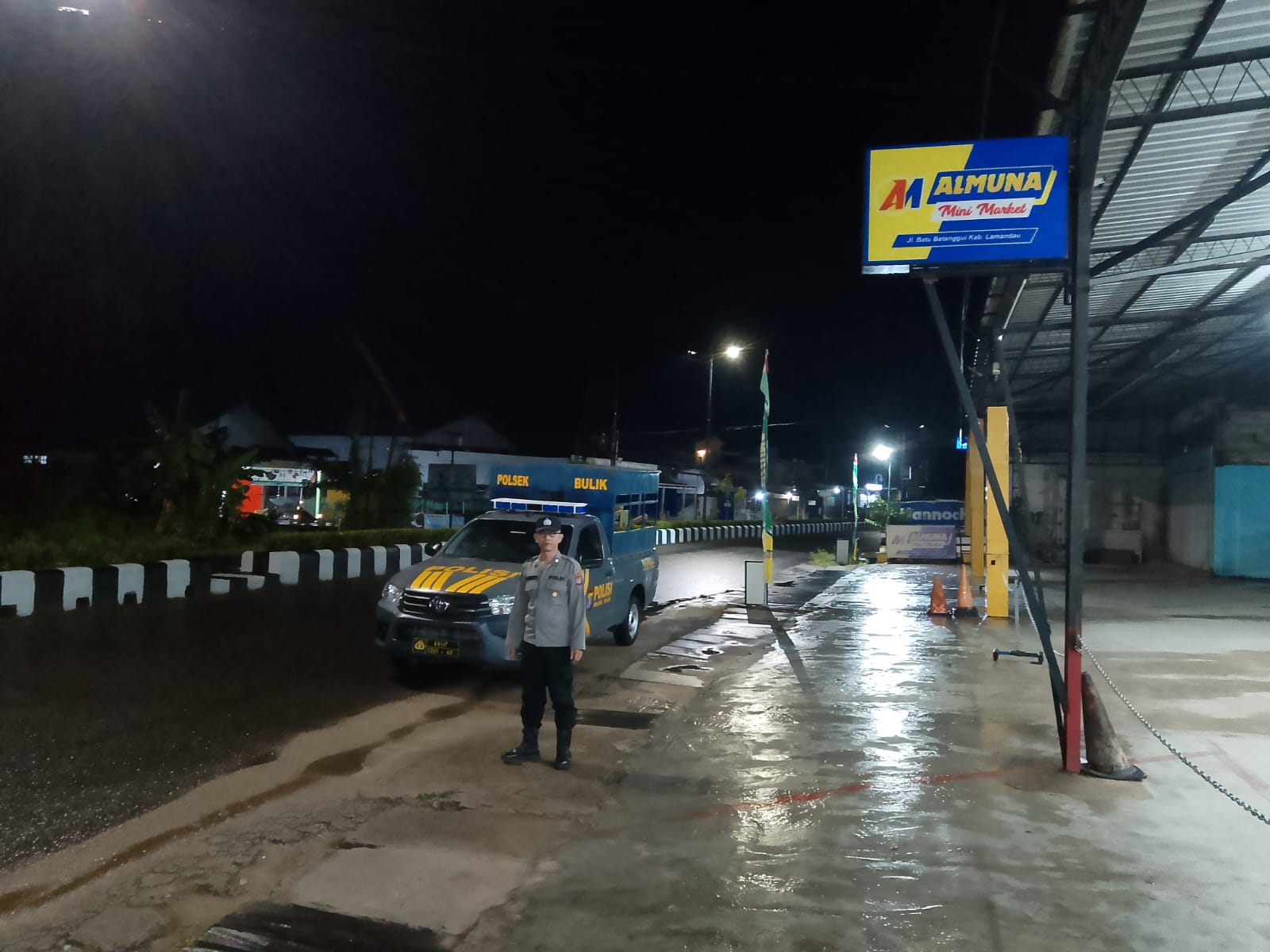 Personel Polsek melaksanakan Patroli di Wilkum Polsek Bulik