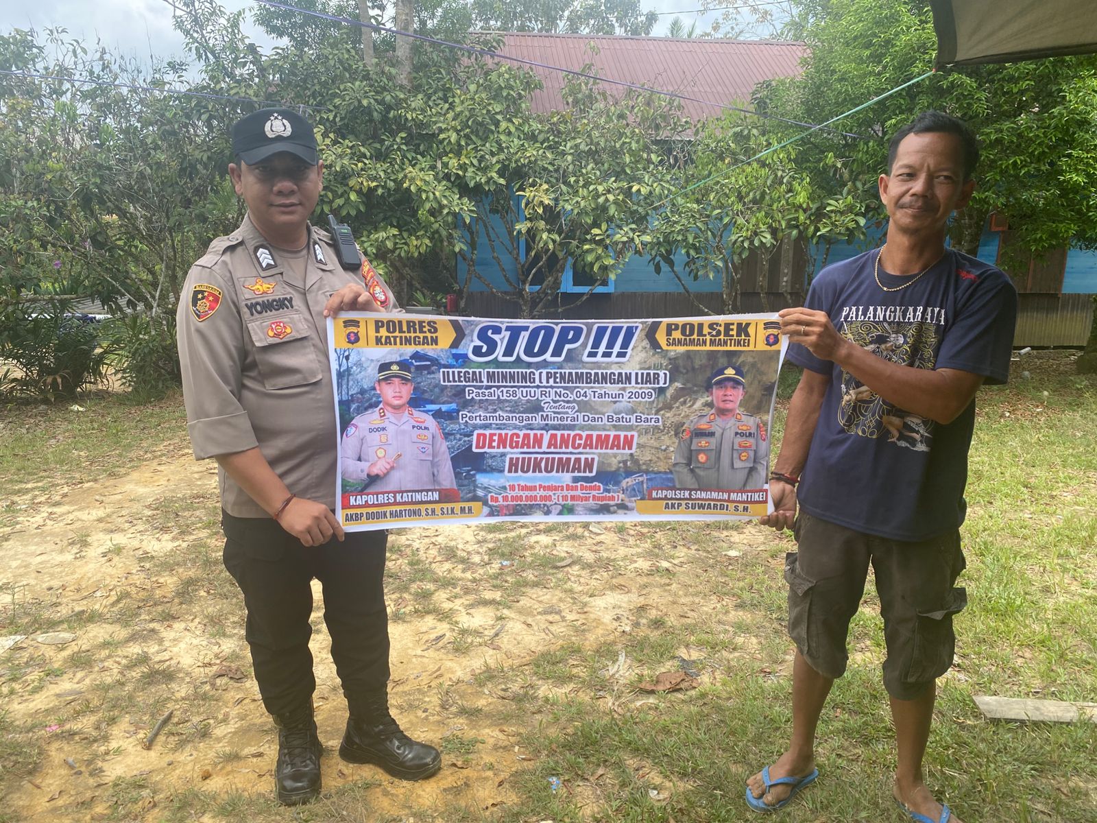 Bhabinkamtibmas Desa Tumbang Atei Sosialisasi tentang larangan Illegal Mining.