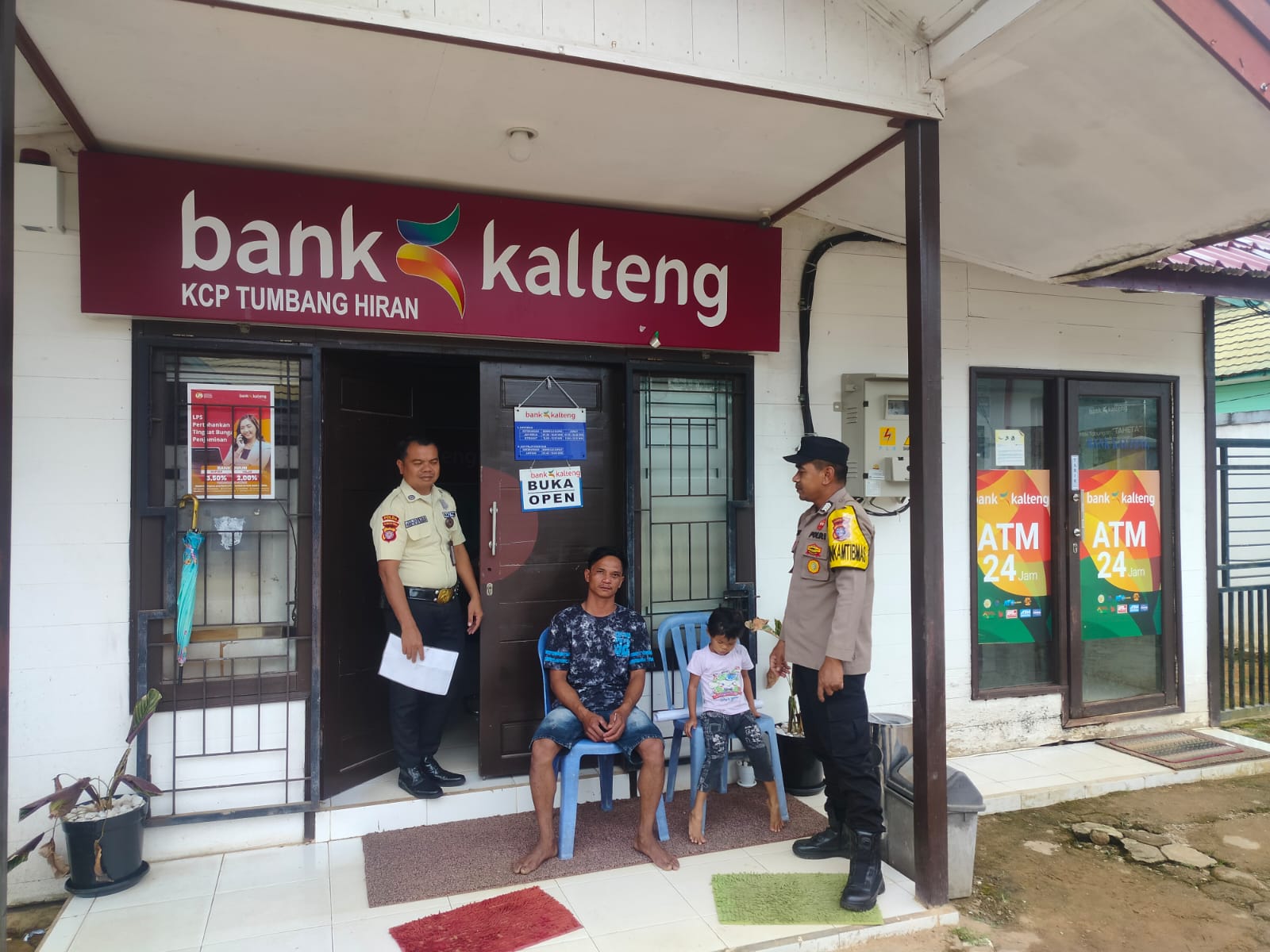 Patroli Siang Polsek Marikit: Hadir Melayani, Melindungi dan Mengayomi Masyarakat.