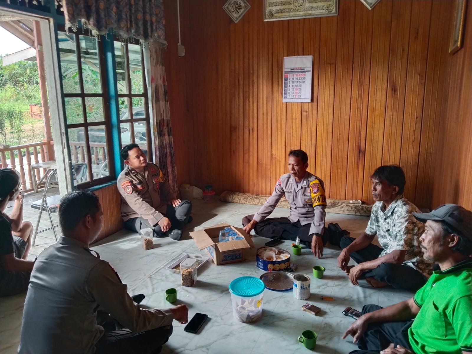 Bhabinkamtibmas Desa Benangin Laksanakan Sambang Dialogis, Perkuat Kamtibmas di Teweh Timur