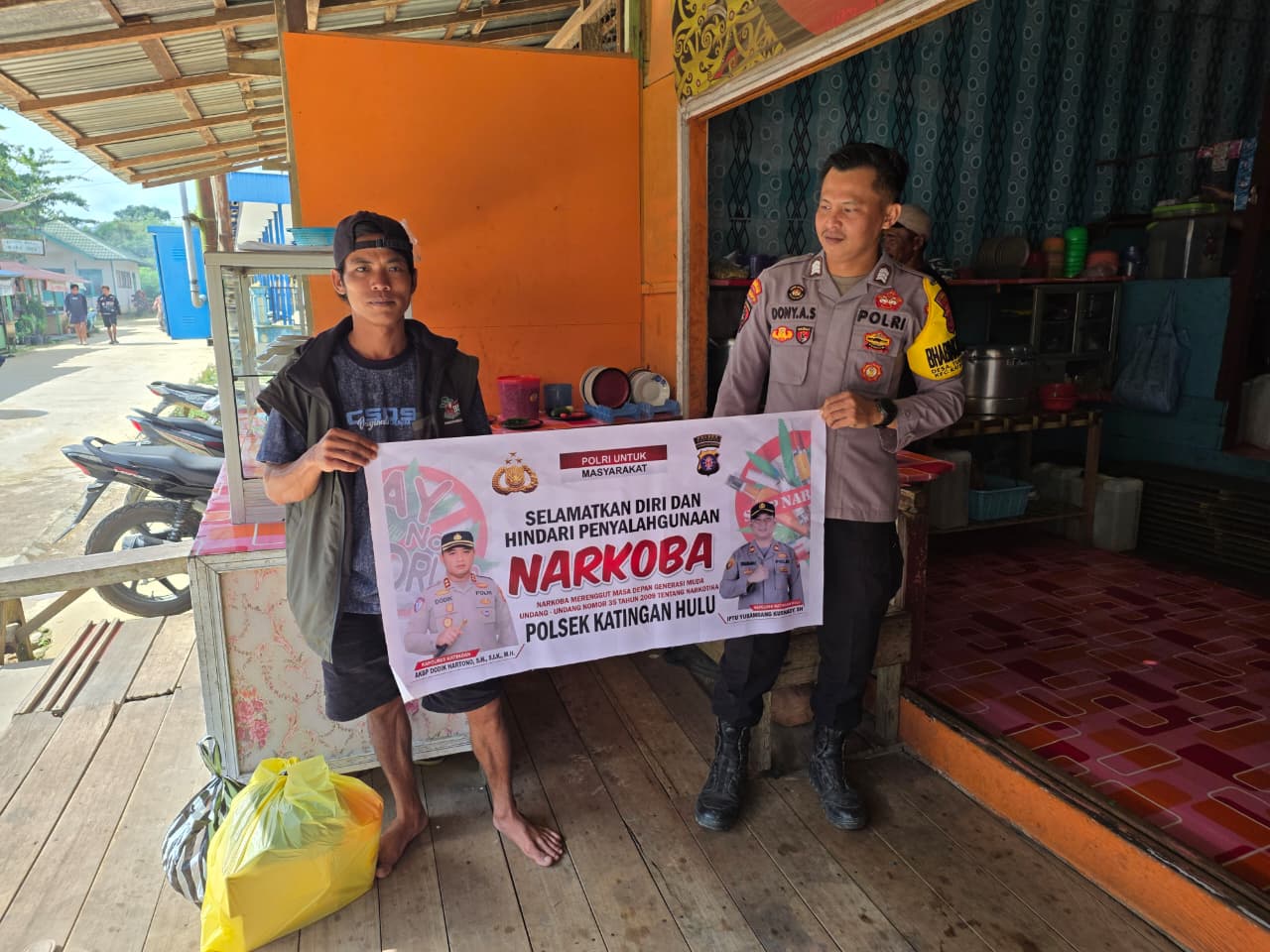 Bhabinkamtibmas Polsek Katingan Hulu dan Bukit Raya Imbau Warga Jauhi Narkoba.