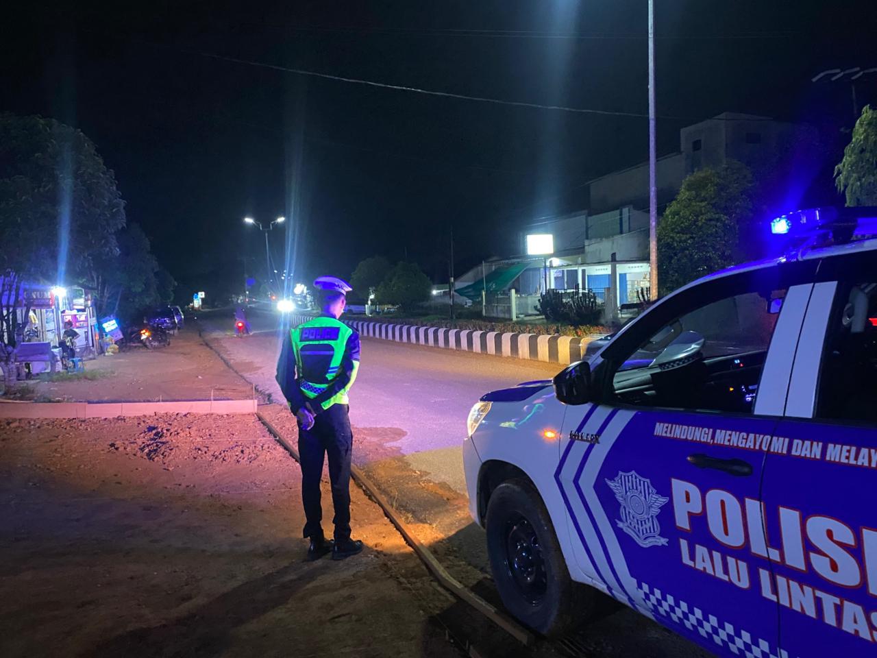 Piket Lantas Patroli Blue Light Polres Lamandau di Malam Hari