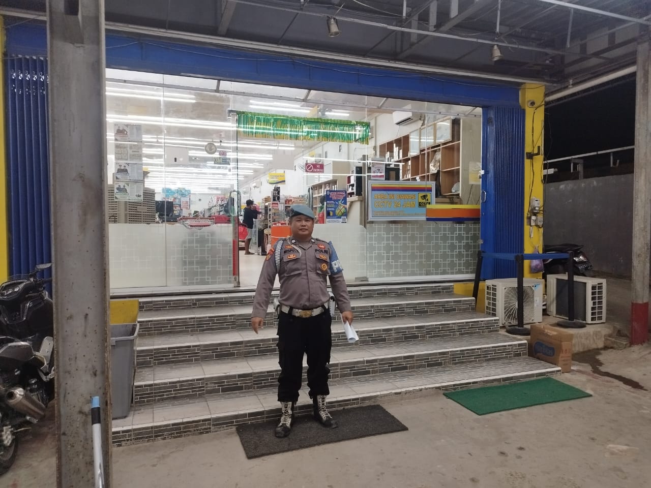 Patroli Polsek Bulik Sambangi Toko Modern, Cegah Aksi Kejahatan