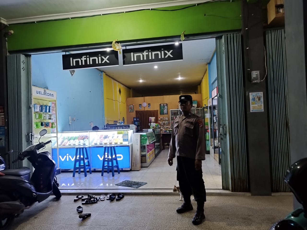 Personil Piket Polsek Bulik Laksanakan Patroli Pertokoan