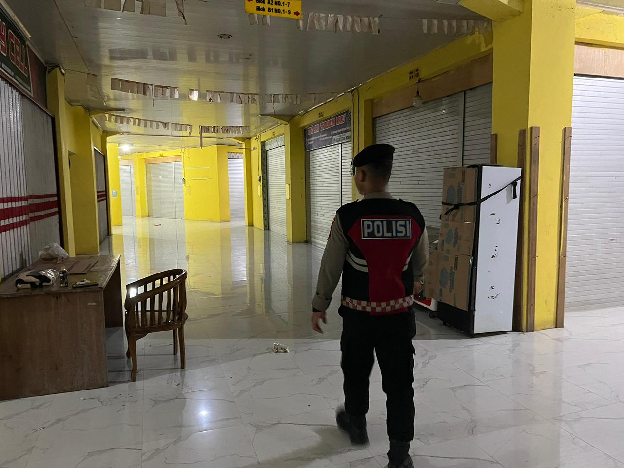 Ciptakan Rasa Aman, Satuan Samapta Patroli di Pasar Tradisional Lamandau