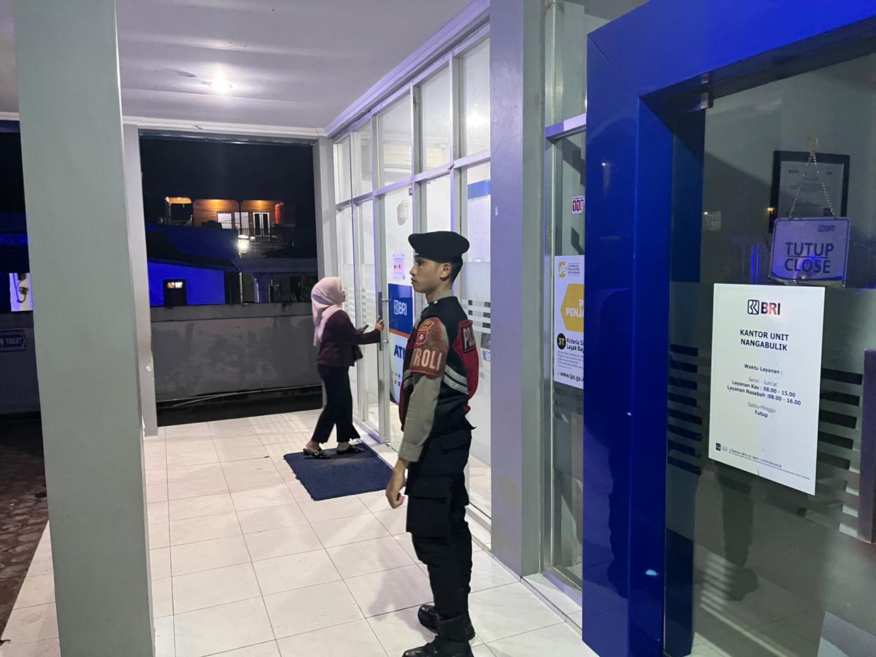 Piket Samapta melaksanakan Patroli di Objek-objek Vital Bank ATM