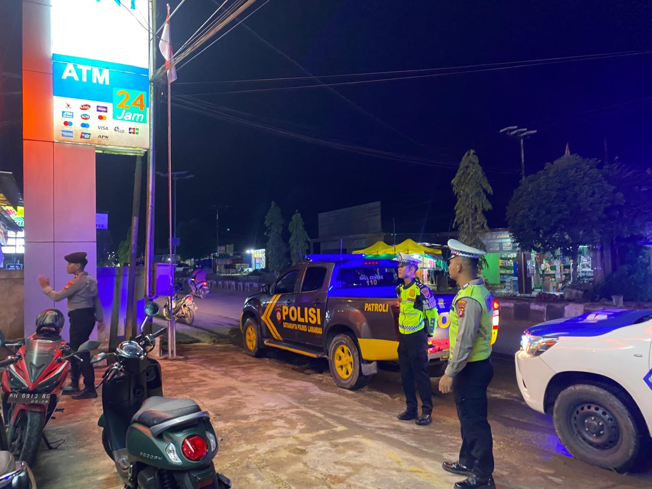 Piket Lantas Patroli Blue Light Polres Lamandau di Malam Hari