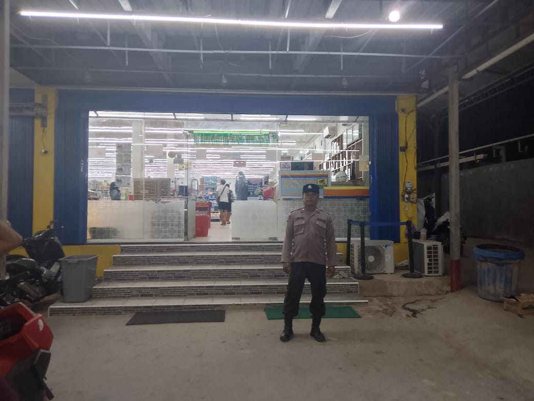 Patroli Polsek Bulik Sambangi Toko Modern, Cegah Aksi Kejahatan