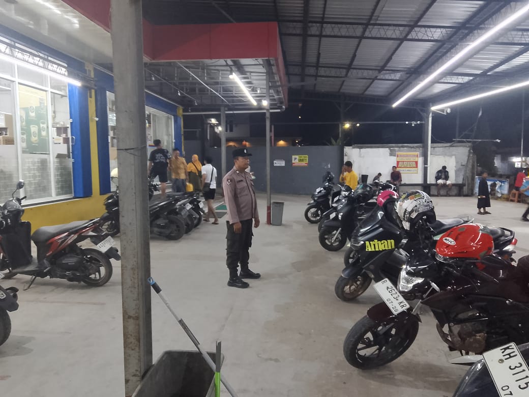 Patroli Polsek Bulik Sambangi Toko Modern, Cegah Aksi Kejahatan