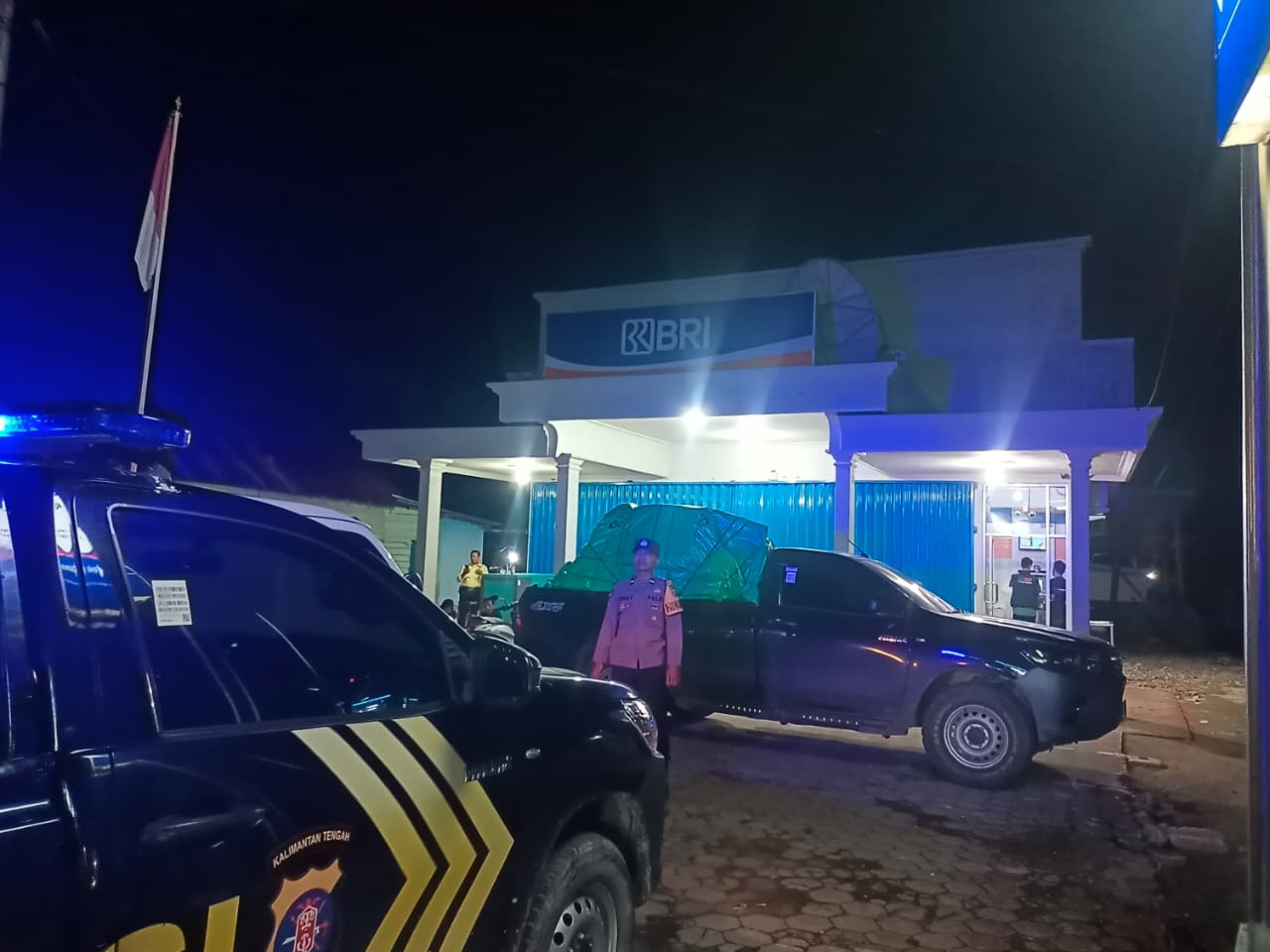 Personil Piket Patroli di Wilkum Polsek Sematu Jaya