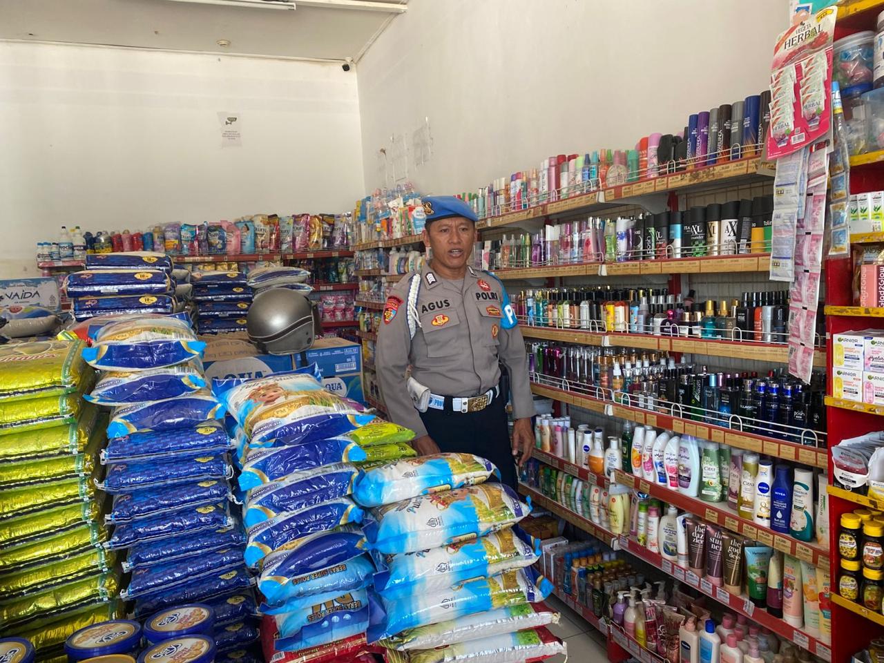 Polsek Sematu jaya Polres Lamandau terus melakukan upaya dalam menjaga keamanan dan ketertiban masyarakat (Kamtibmas) di wilayah hukumnya