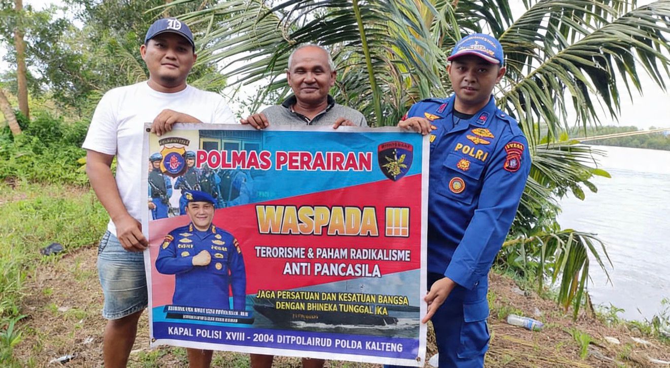 Ditpolairud Polda Kalteng Sambangi Masyarakat, Berikan Edukasi tentang Bahaya Terorisme dan Radikalisme