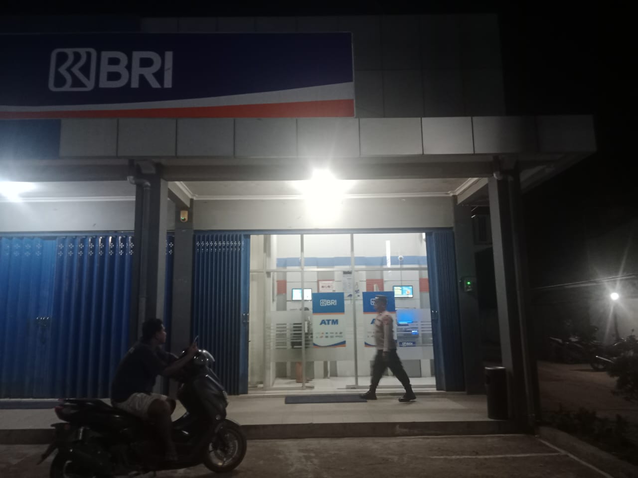 Cegah Gangguan Kamtibmas, Piket Polsek Bulik Patroli ATM