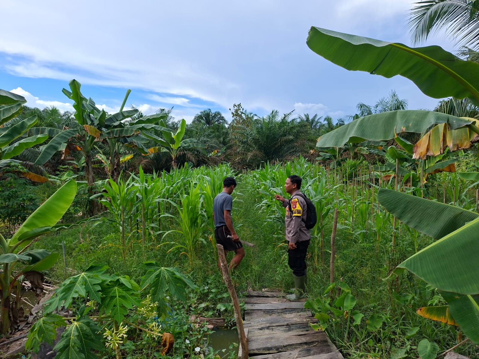 Dorong Kemandirian Warga, Bhabinkamtibmas Implementasikan Asta Cita di Sektor Pangan