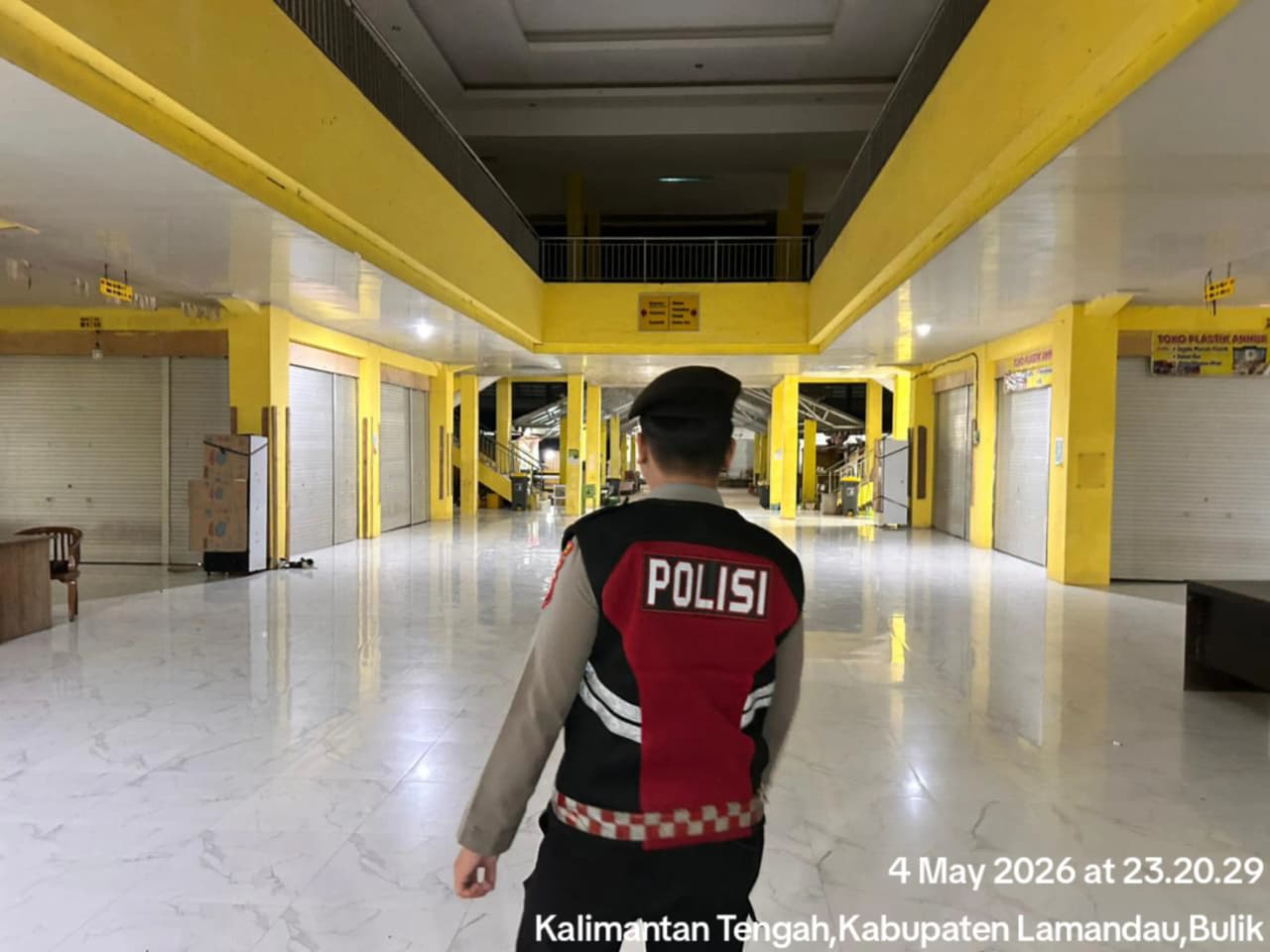 Sat Samapta Laksanakan Sambang Ke Pertokoan