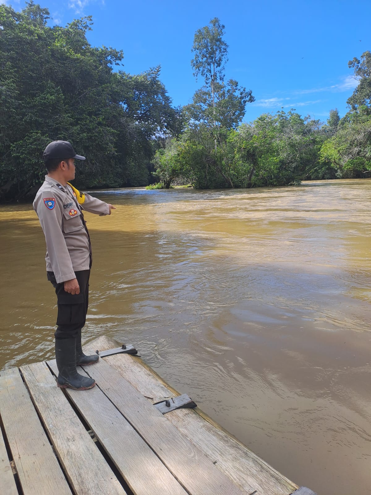 Debit Air terpantau normal , Polsek Katingan Hulu dan Bukit Raya Imbau Warga agar tetap selalu waspada.