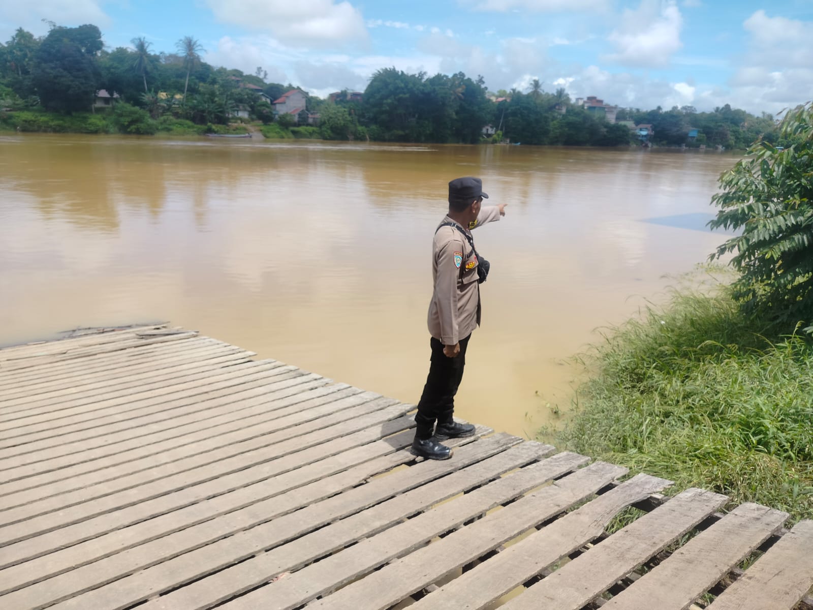 Monitoring Terjadwal, Polsek Marikit Awasi Stabilitas Debit Air DAS Katingan