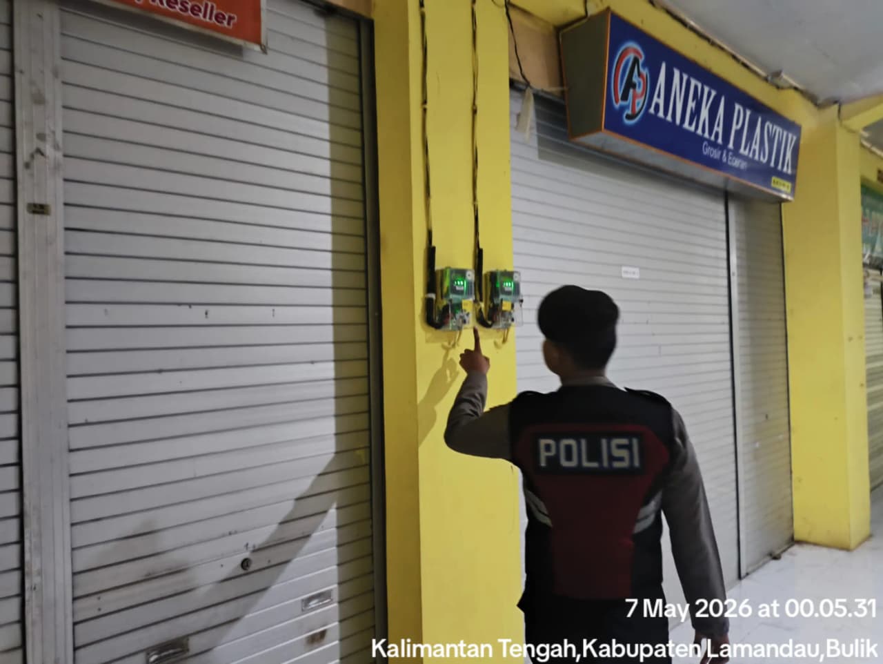 Sat Samapta Laksanakan Sambang Ke Pertokoan