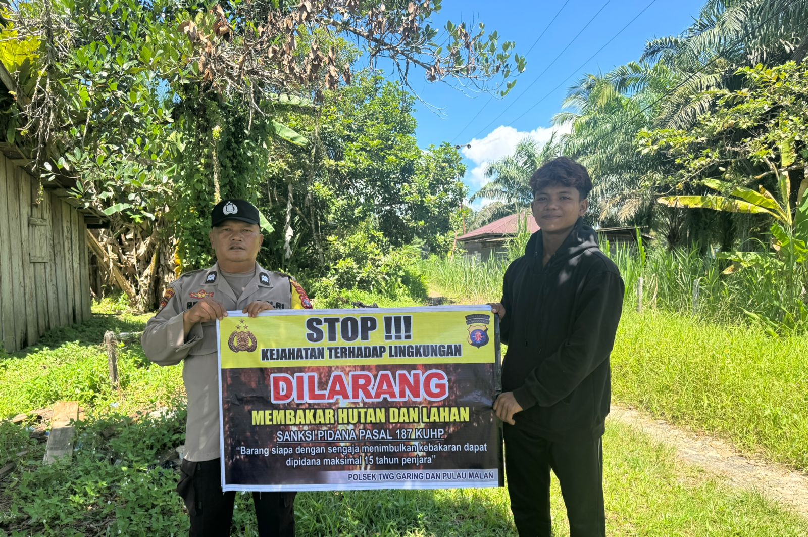 Ciptakan lingkungan sehat Polsek Tws Garing dan Pulau Malan sosialisasi Stop Karhutla.