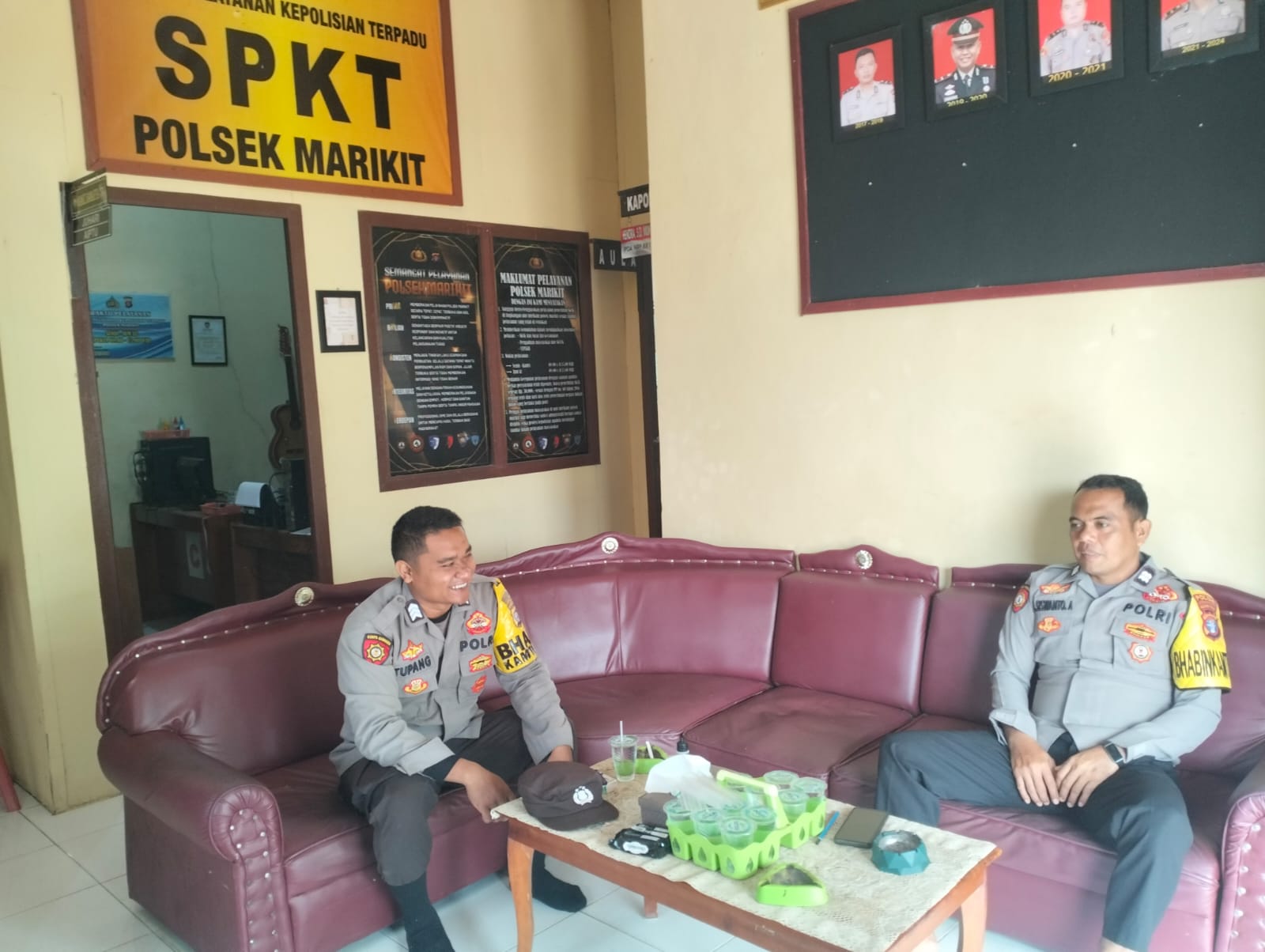 Personil Polsek Marikit Stand By di Mako Penjagaan.