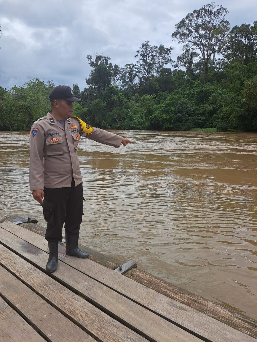 Debit Air terpantau normal , Polsek Katingan Hulu dan Bukit Raya Imbau Warga agar tetap selalu waspada.