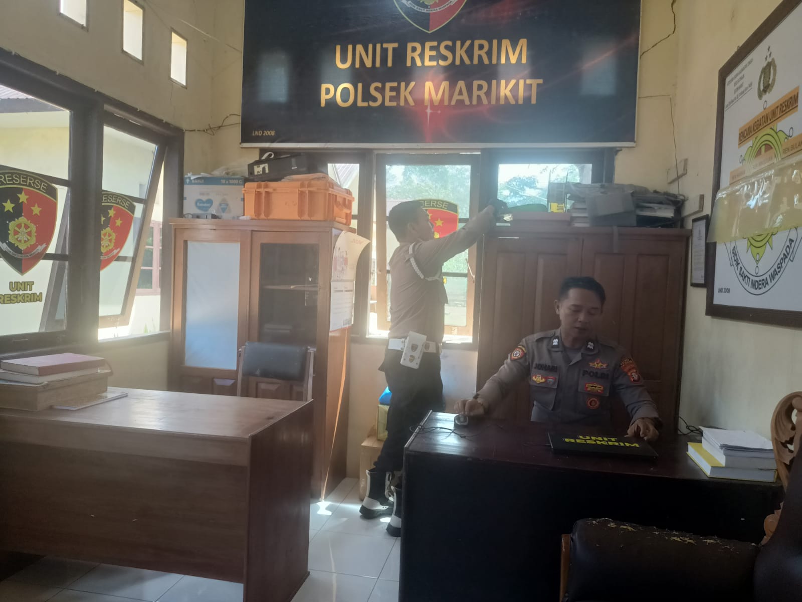 Bukan Tentang Jam Kerja, Polsek Marikit Menjaga Kepercayaan Publik