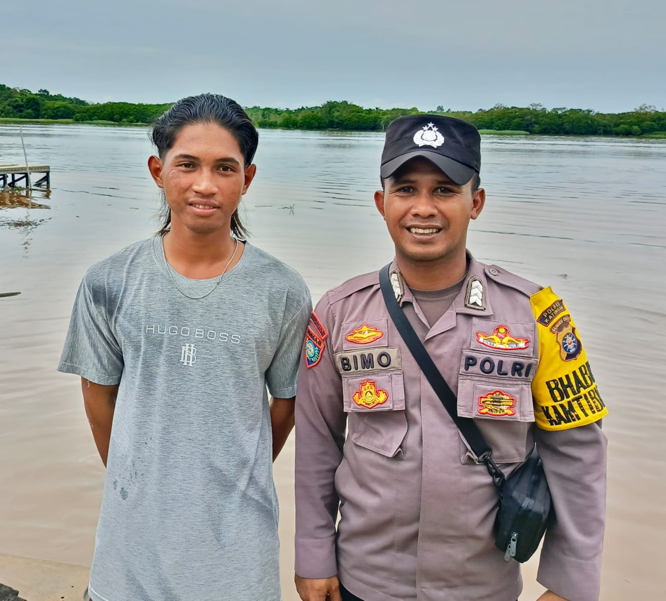 Bhabinkamtibmas Polsek Mendawai Melaksanakan Sambang Kamtibmas Ke Warga Desa Binaannya