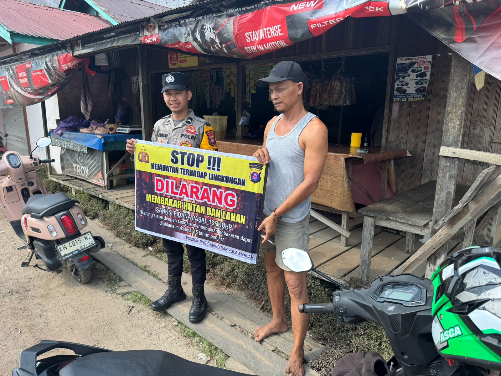 Ciptakan lingkungan sehat Polsek Tws Garing dan Pulau Malan sosialisasi Stop Karhutla.