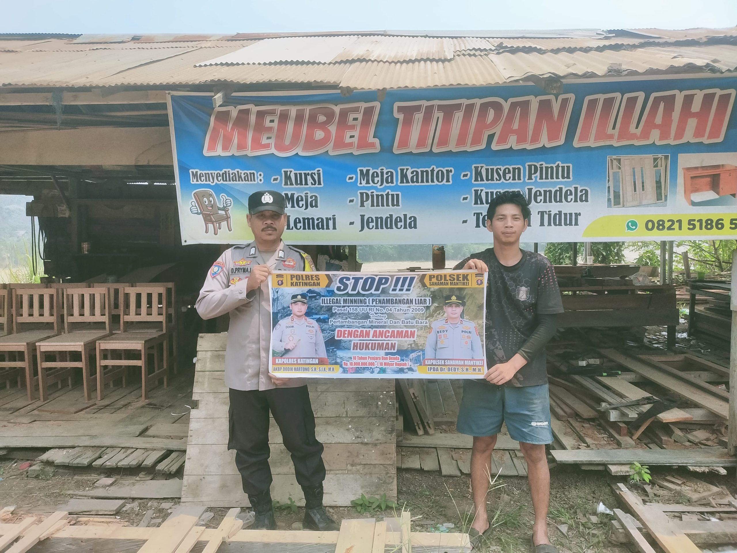 Bhabinkamtibmas Desa Tumbang Labehu Sosialisasi tentang larangan Illegal Mining.
