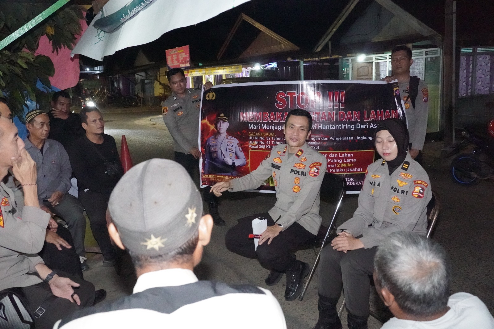 SATGAS EDUKASI LEMDIKLAT POLRI BERSAMA KASAT BINMAS SAMBANGI WARGA, SOSIALISASIKAN PENCEGAHAN KARHUTLA
