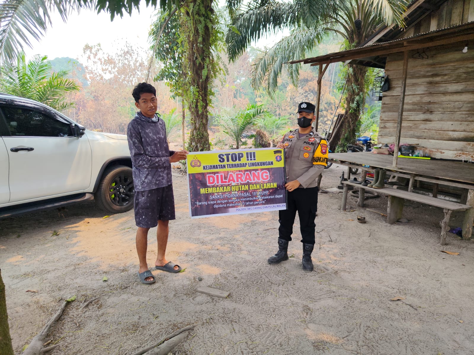 Bhabinkamtibmas Piket Polsek Tws Garing dan Pulau Malan terus sosialisasi Stop Karhutla kpd Masyarakat.