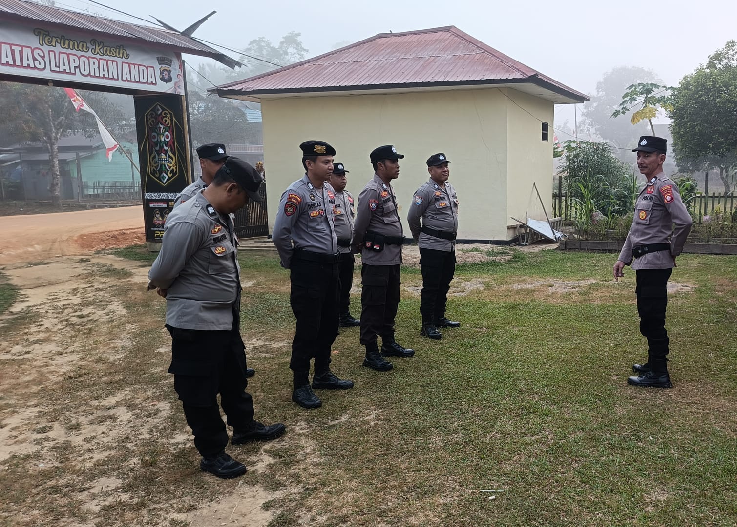 Personel Polsek Katingan Hulu Laksanakan Apel Pagi.