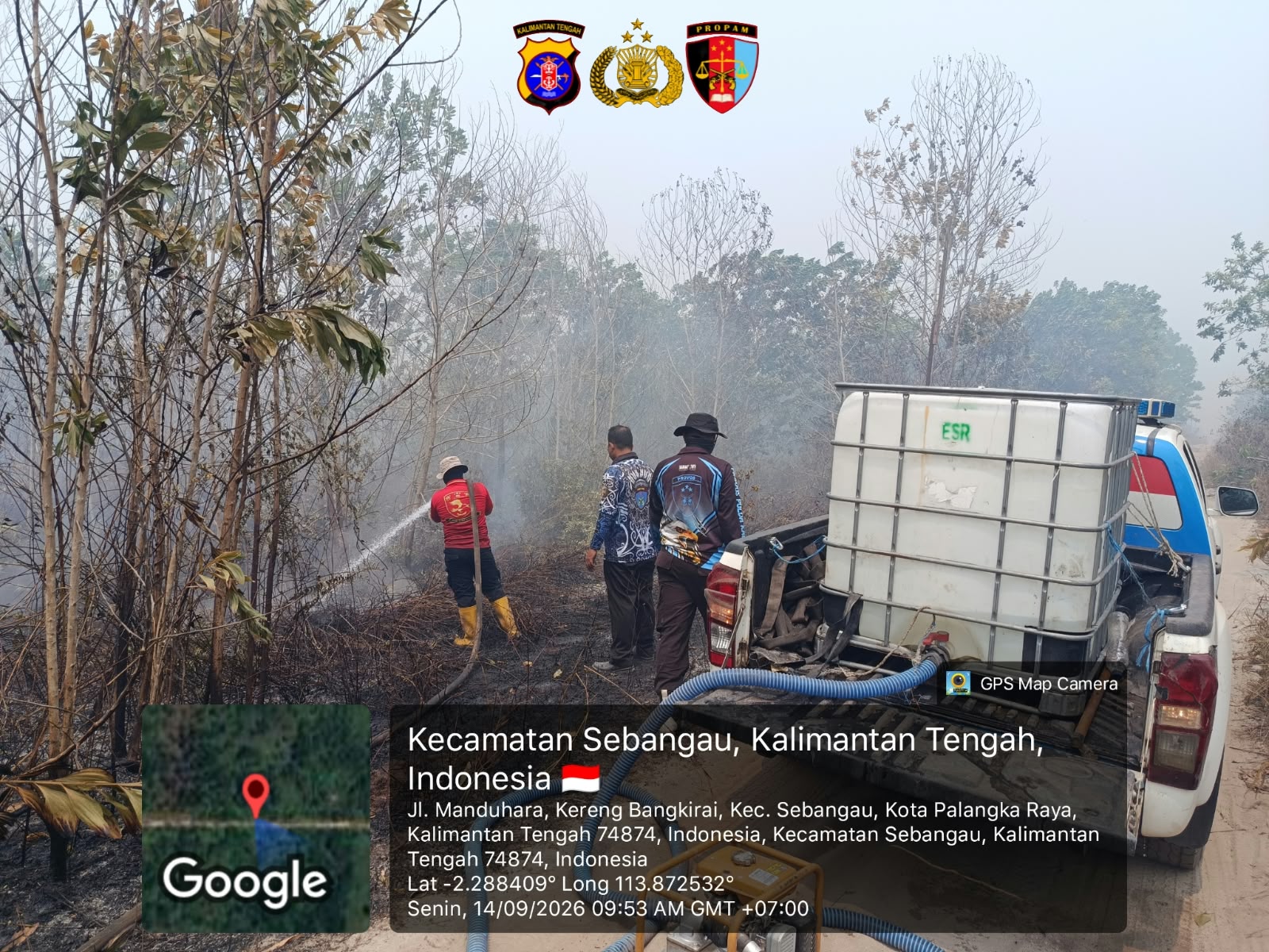 Tak Kenal Lelah, Satgas Karhutla Bidpropam Polda Kalteng Berjibaku Padamkan Api di Manduhara