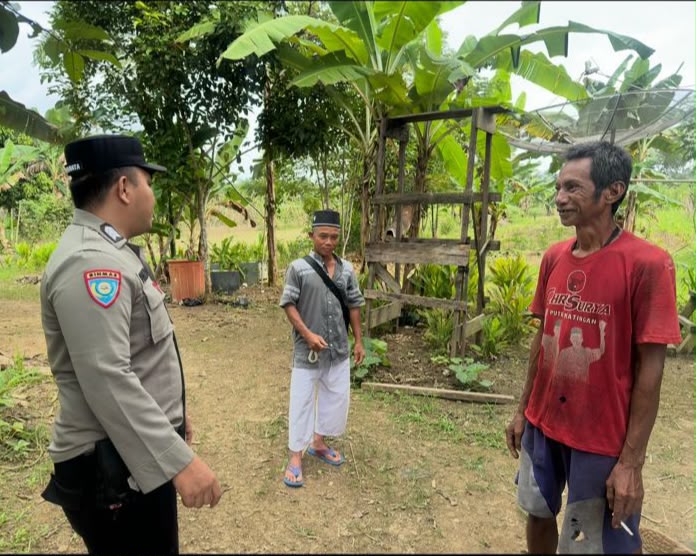 Perkuat Kamtibmas, Polsek Katingan Tengah Sambangi Warga