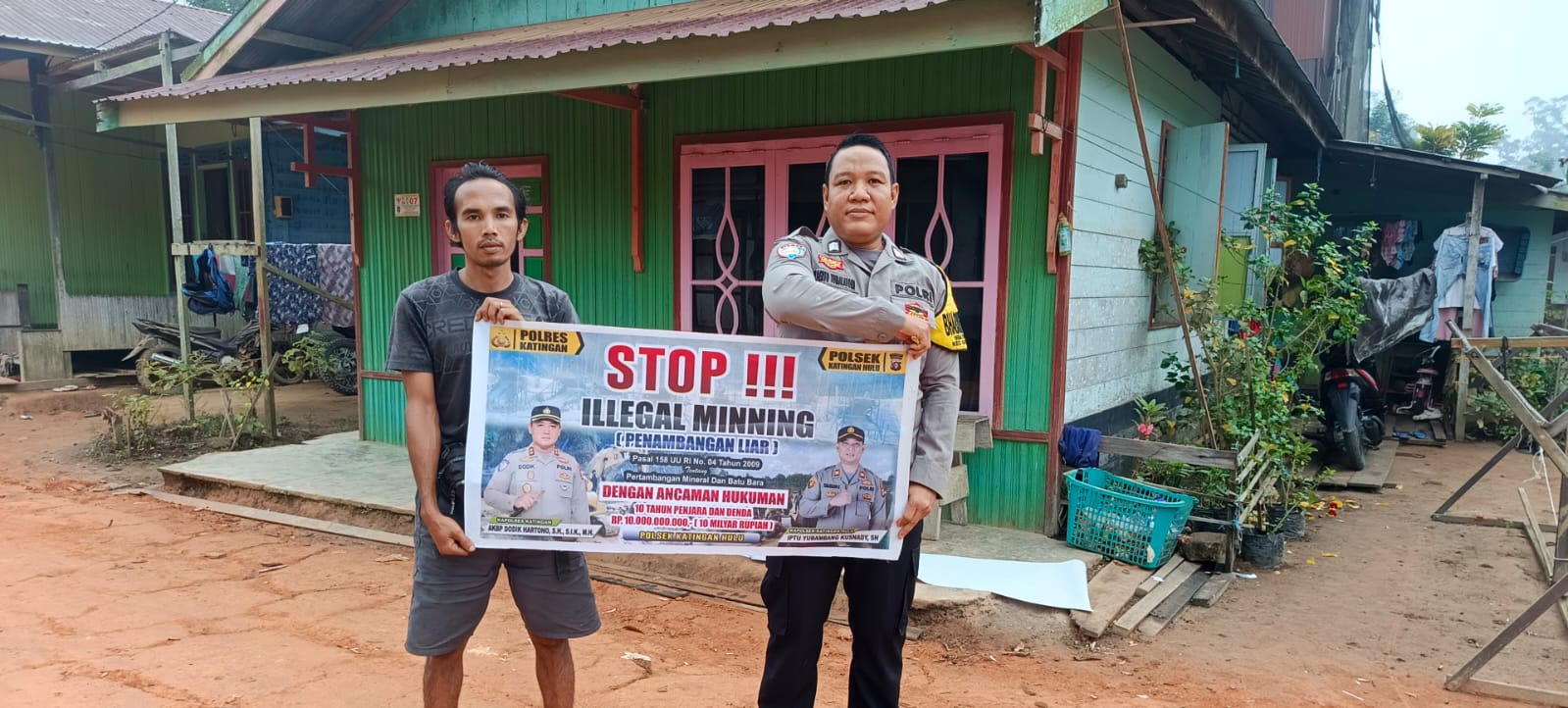 ‎Upaya pencegahan Penambangan Emas Tanpa Ijin (PETI) di Kecamatan Katingan Hulu dan Bukit Raya, Bhabinkamtibmas sosialisasi kepada masyarakat.
